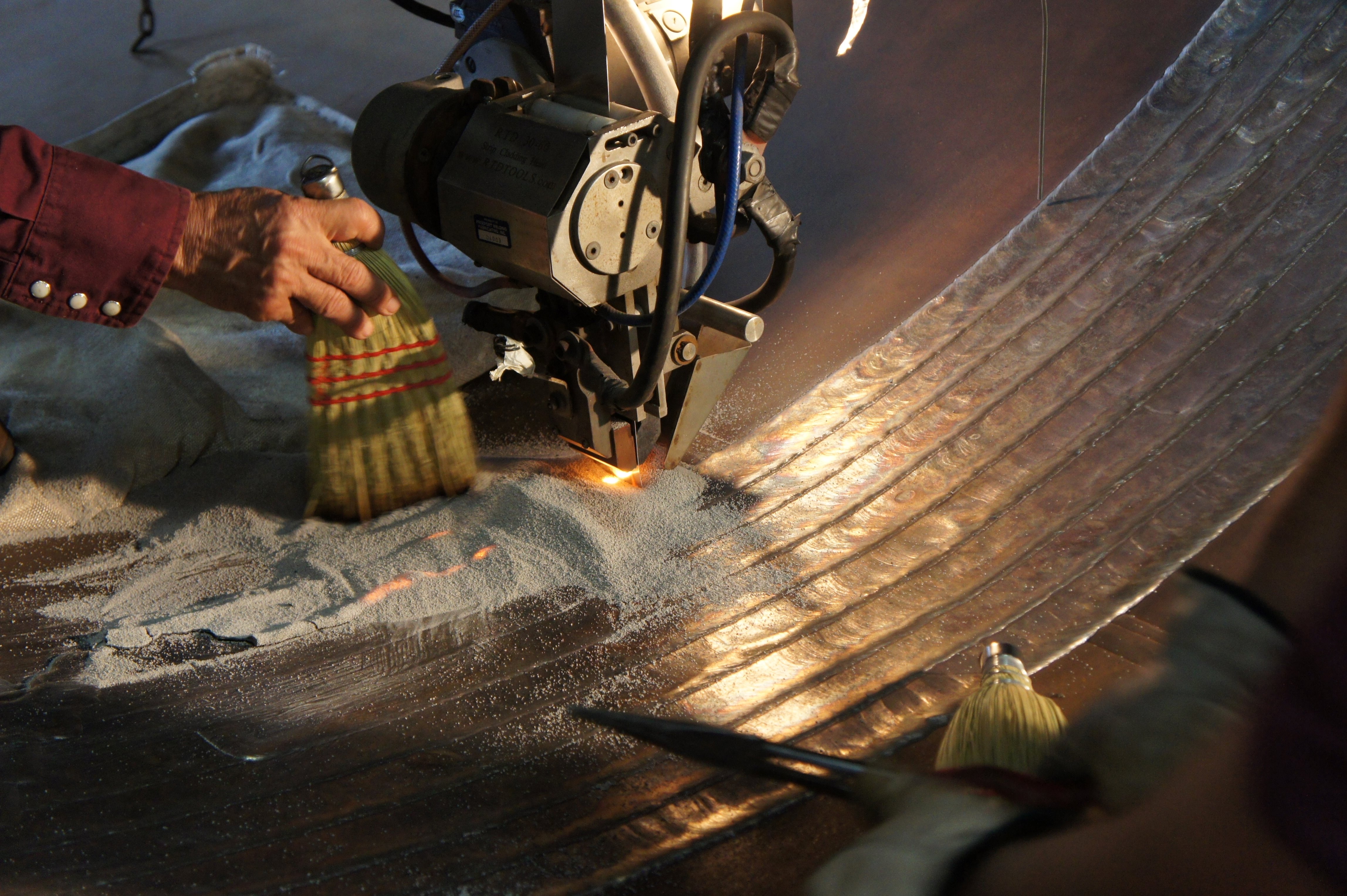 Overlay welding process